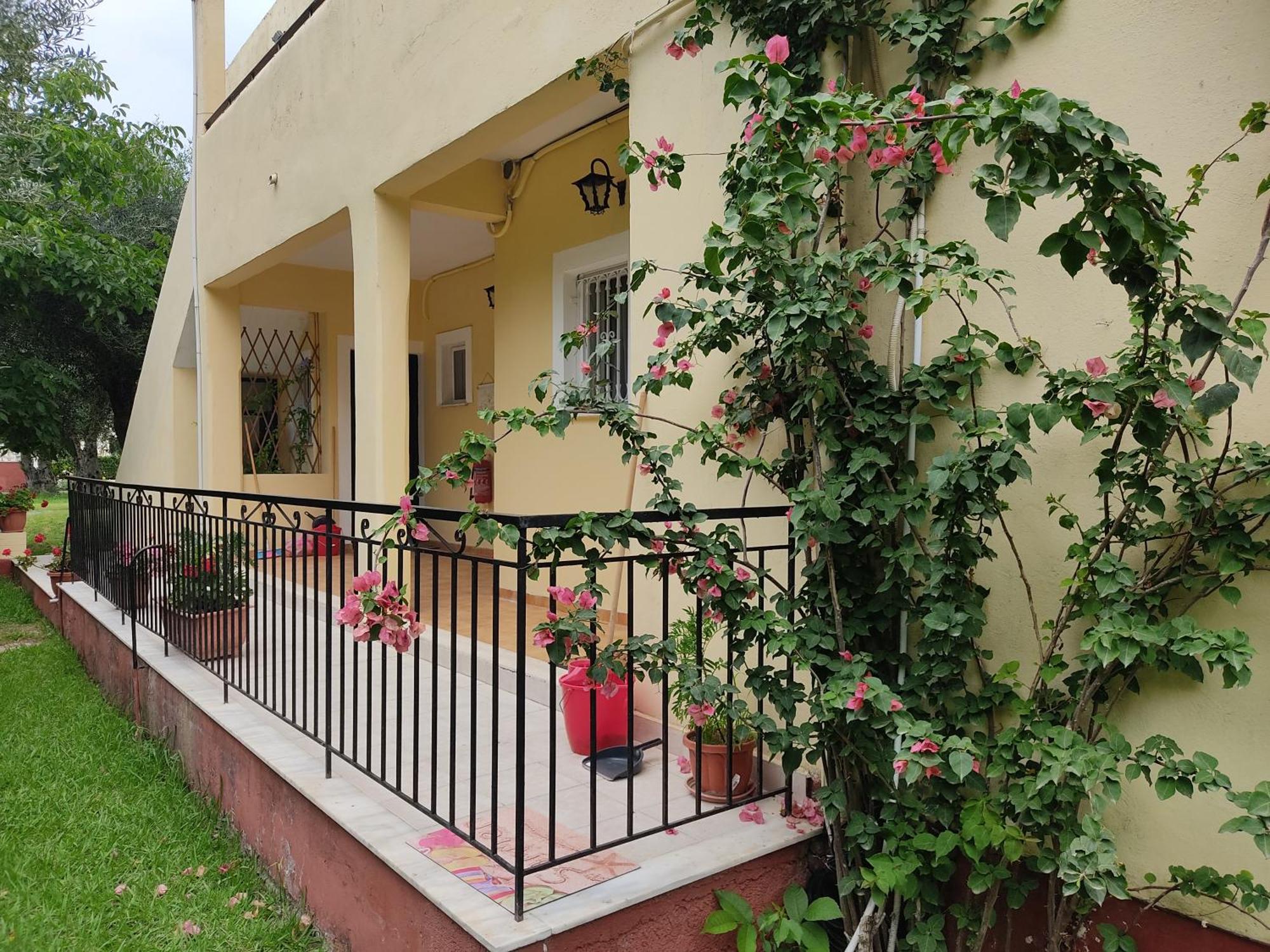 Oliveland Apartments Kávosz Kültér fotó